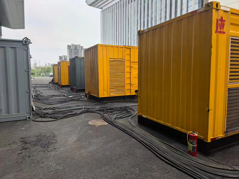 东昌府不同季节柴油发电机组保养有哪些注意事项?