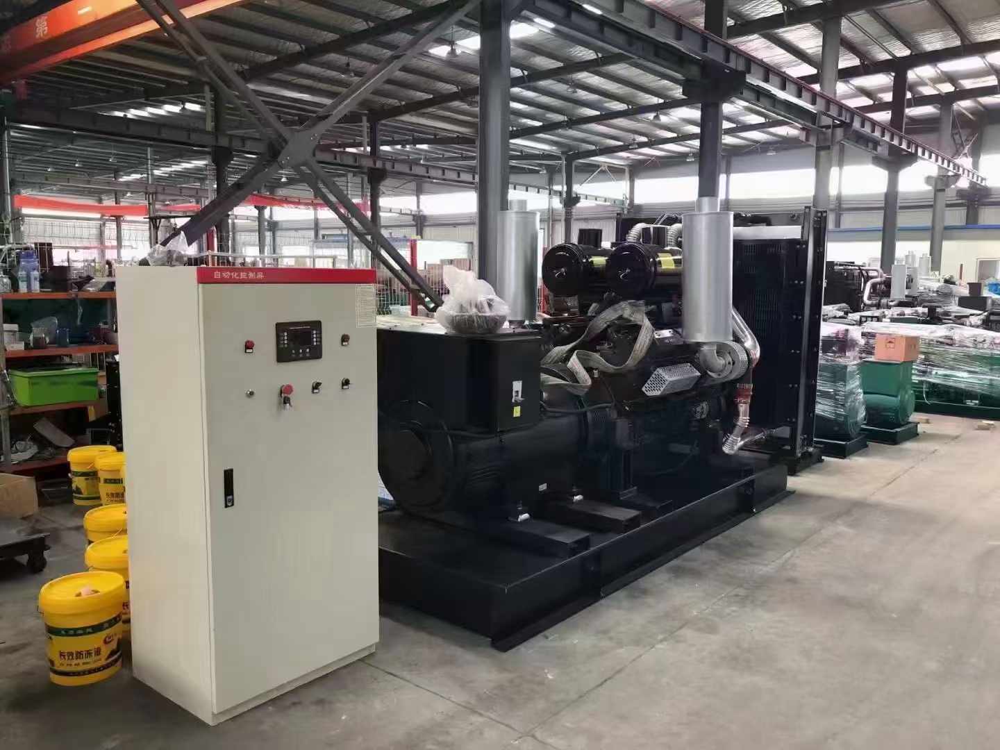 东昌府柴油发电机运行时的噪音和振动水平如何？