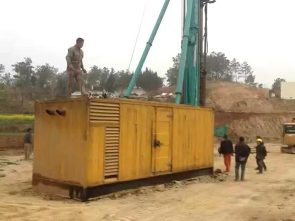 东昌府如何判断水冷式机油散热器密封件是否需要更换？